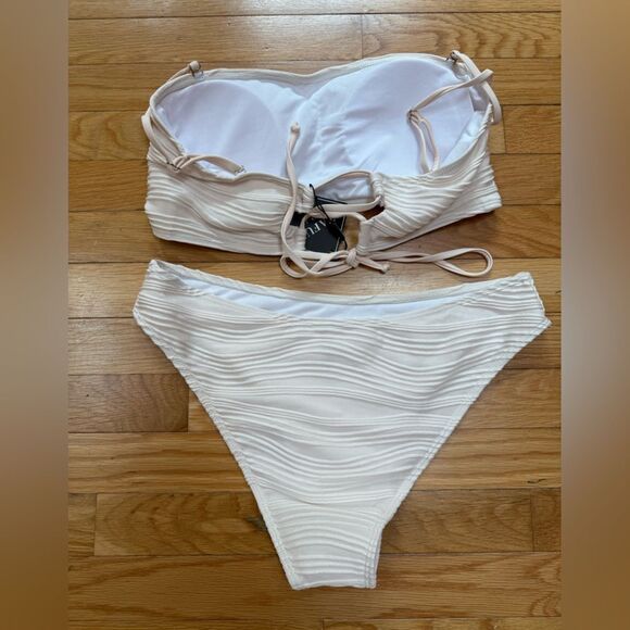 ZAFUL Women Strapless Textured Bandeau Bikini 2 Piece Cheeky Solid Lace up NWT - Picture 5 of 7